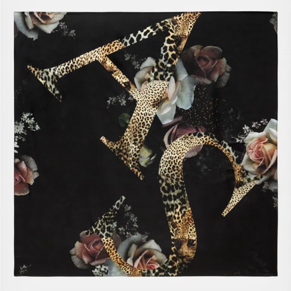 Juliette square Elegant Black Floral Scarf